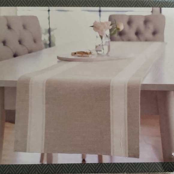 Striped Table Runner - Picture 3 of 3